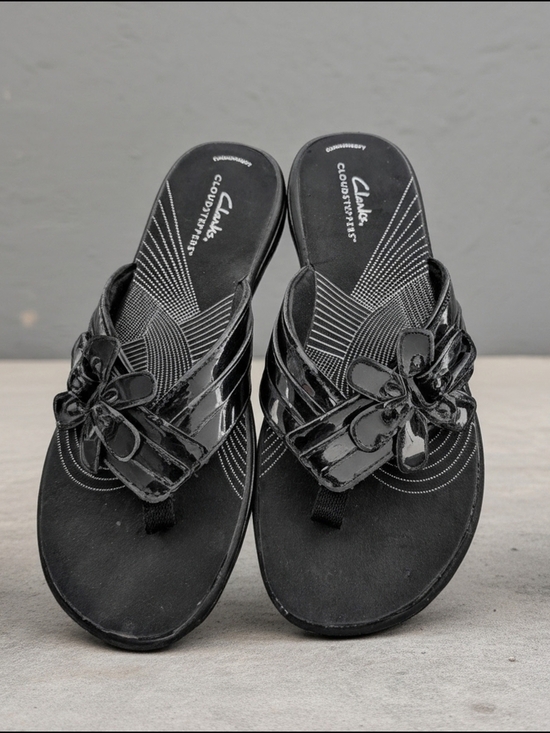 Clarks Shoes - Almost New Clarks Black Patent Floral Thong Sandals Size 8